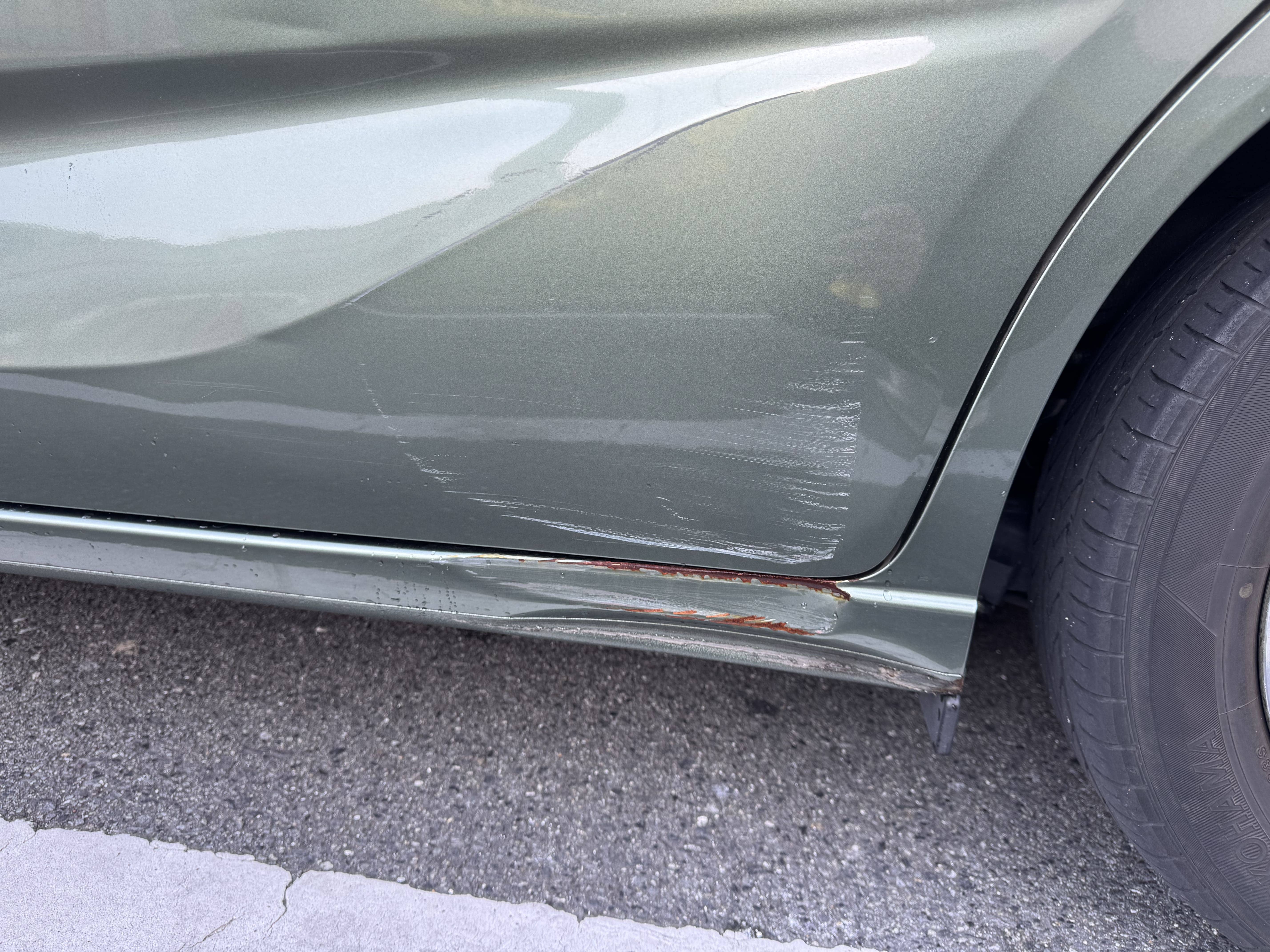 底面(下回り)の損傷