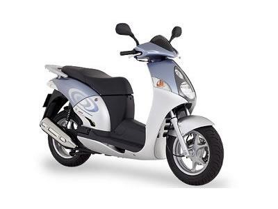 バイク比較.comを使ったお客様のアット125売却実績