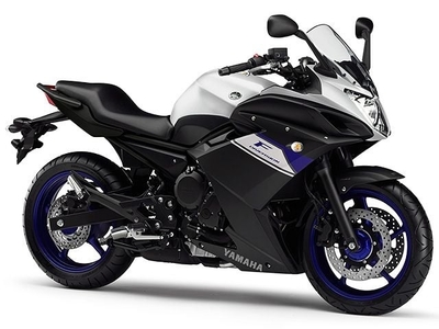 XJ6 ディバージョンF