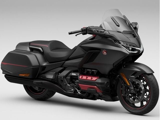 ゴールドウイング DCT50周年限定